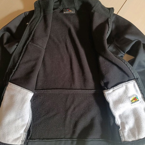 Softshell used for sports activities, size Small, black