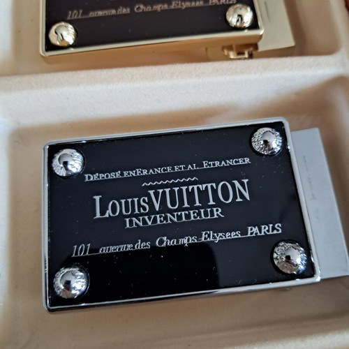 Louis Vuitton reversible leather belt with interchangeable buckles