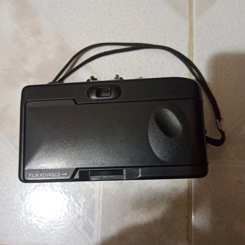 Vivitar T100 film camera used, vintage 35mm