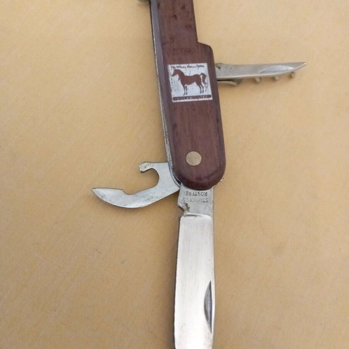 White Horse collectible multitool like new