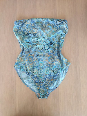 Women's strapless one-piece swimsuit like new, blue turquoise