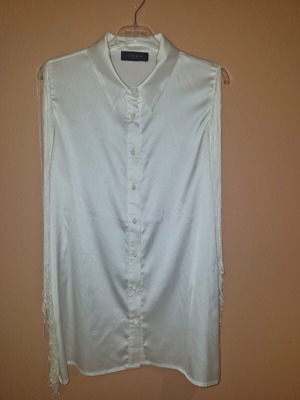Teem shirt new, satin with fringes, size M