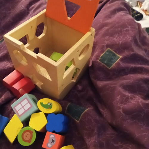 Wooden Shape Sorting Cube by Tooky Toy used