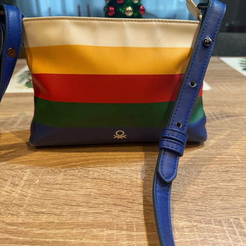 United Colours of Benetton women's shoulder bag like new, rainbow color