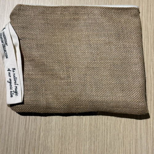 Toiletry bag new, beige, straw