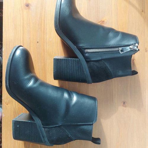 Black ankle boots with heel new, size 37 from Bershka