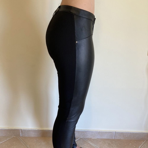 Black leather trousers like new, size XS