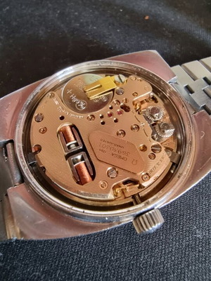 Omega Geneve Electronic f330hz 1971 μεταχειρισμένο ανδρικό ρολόι ασημί
