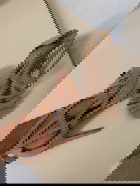 Γυναικειο πέδιλο exe