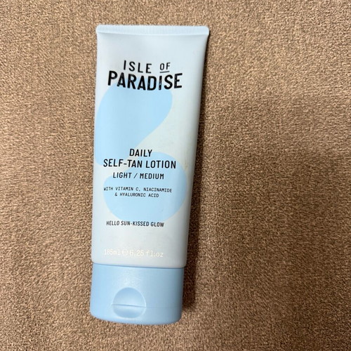 Isle of Paradise Daily Self Tan Lotion like new