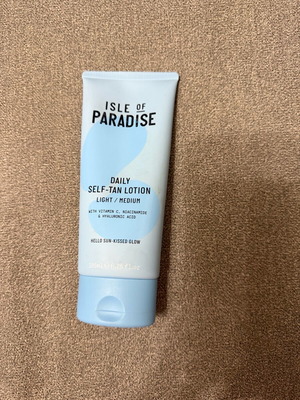 Isle of Paradise Daily Self Tan Lotion σαν καινούργιο