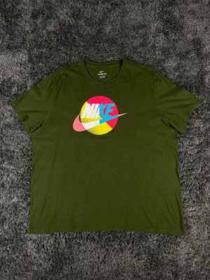 Nike Sportswear Multicolor Logo Print T-Shirt like new, XXL, green