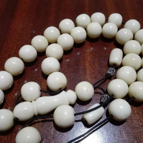 Worry beads made of authentic bull horn like new