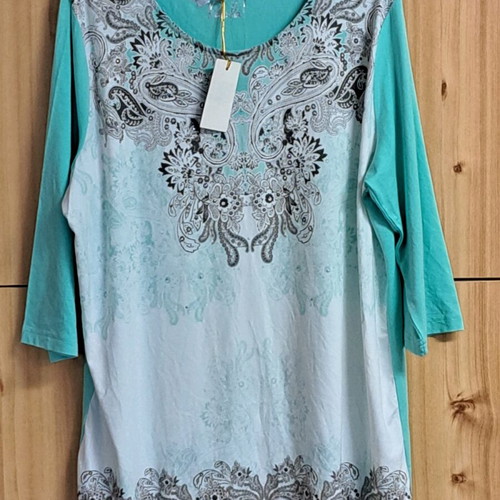 Women's blouse new, Italian, size 52, multicolored
