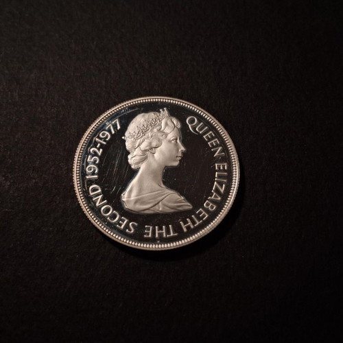 Bailiwick of Guernsey 25 Pence 1977 coin like new, silver .925
