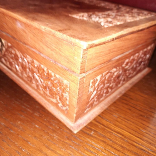 Wooden carved vintage jewelry box used, lined