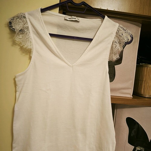 Pack of 4 Pink Woman and Zara tops new with tags