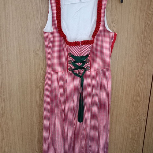 Austrian style dress like new, size M, red cotton