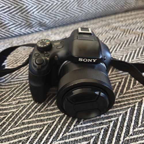 Sony Cyber shot DSC-HX400V camera for parts