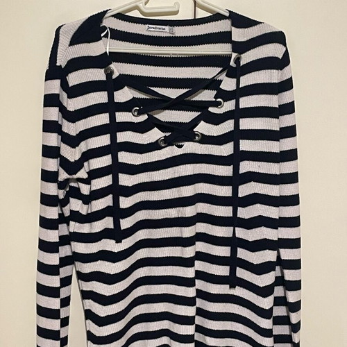 Striped knitted blouse Stradivarius like new, size M, white and blue