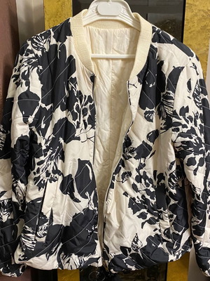 Rino & Pelle Between-Seasons reversible jacket like new, black-white, size L