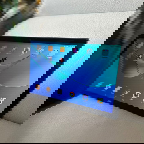 Huawei MediaPad M5 като нов, напълно функционален с зарядно