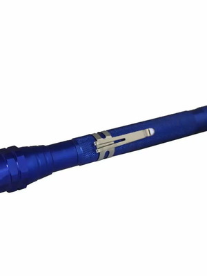 Blue telescopic magnetic LED flashlight new with 3 LEDs