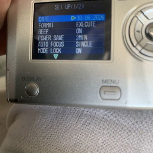 Konica Digital Revio KD-300Z vintage digital camera like new with accessories