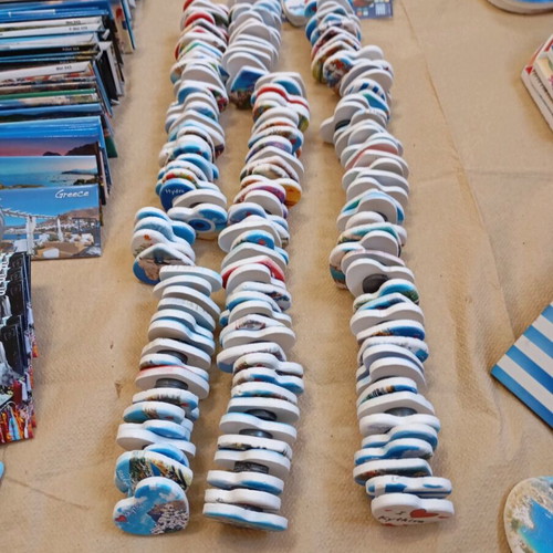 Tourist magnets new, pack of about 530 pieces