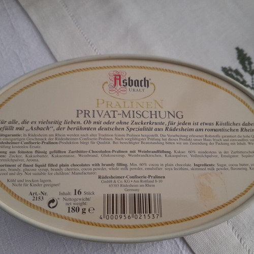 Asbach Uralt Pralinen Metal Box like new, collectible oval