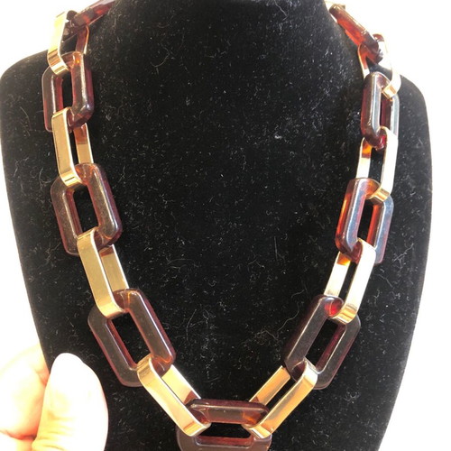 Choker necklace with brown rings and turtle design new