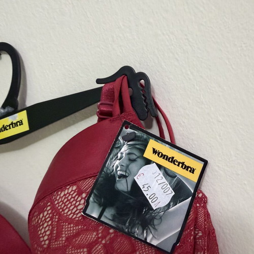Wonderbra Burgundy Lace Bra 70D new with tag