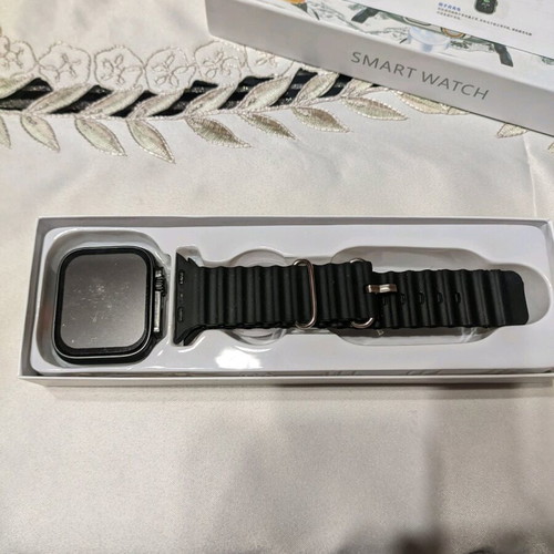 Smartwatch T800 Ultra new with 1.99-inch touch screen and wireless charging