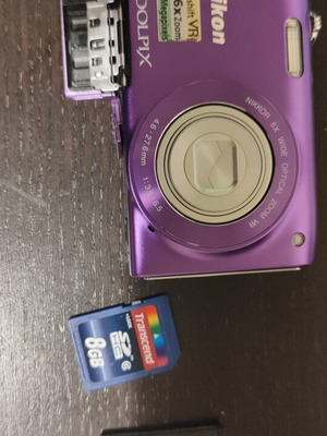 Nikon Coolpix S3300 φωτογραφική σαν καινούργια με θήκη, μπαταρία, κάρτα SD