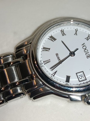 Vogue watch like new