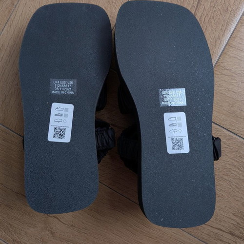 Top Shop sandals size 37 new, black, textile straps, flat sole