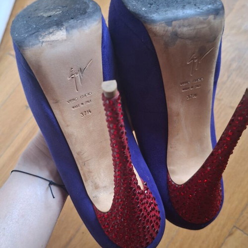 Giuseppe Zanotti heels size 37.5 like new, blue