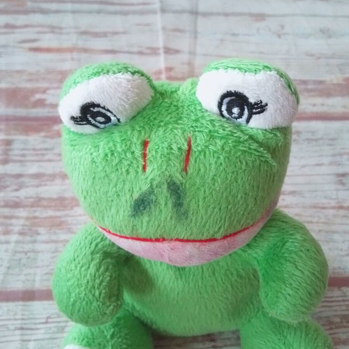 Cuddle Crew plush frog used, height 14 cm