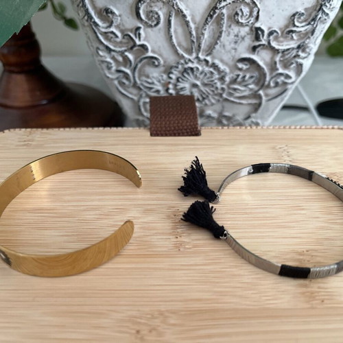 Bracelets set like new, stainless steel with silver and gold colors