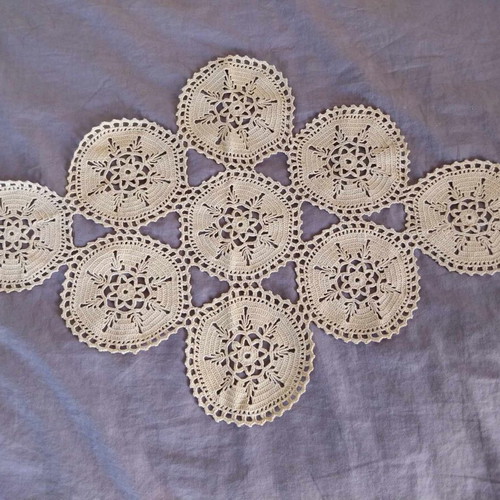 Crochet square like new, handmade crochet from the 70s and 80s