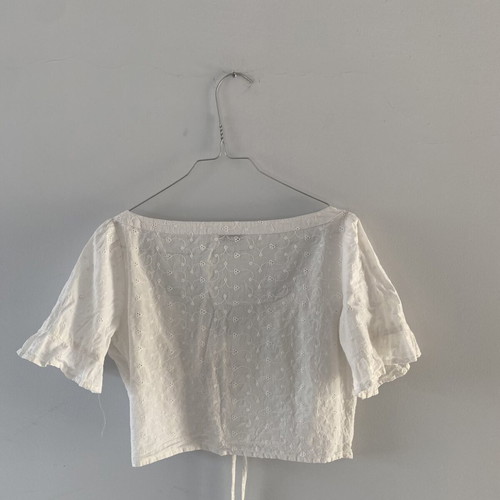 Na-Kd white crop top blouse with front ties and side zipper