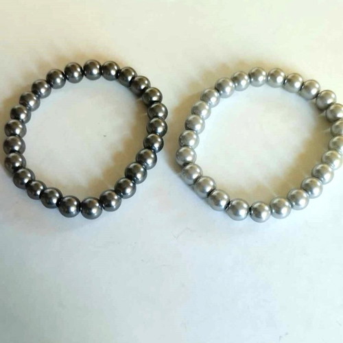 Vintage style bracelets with grey pearls in two shades like new