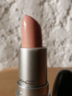 Mac Lipstick Nude Color 02 Matte like new