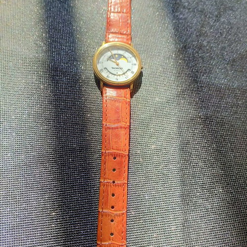 Watches quartz, used, unisex