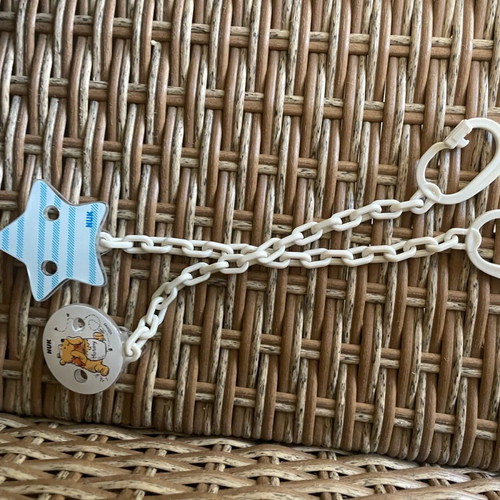 Nuk pacifier clips 2 pcs like new