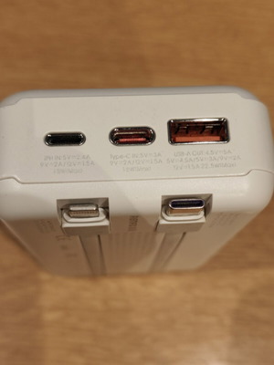 Remax PowerBank 10000mAh like new with wireless magnetic and fast charging