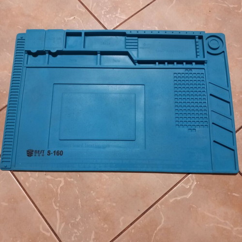 Best S-160 Work Mat like new, antistatic, elastic, 30 x 45cm, blue
