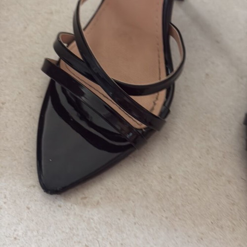 Celestino black patent leather high-heeled sandals size 36 used