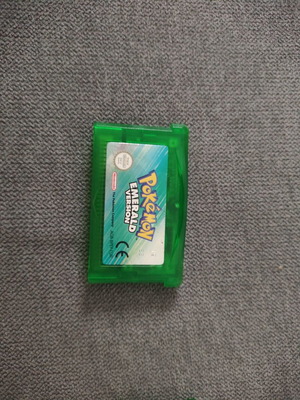Pokemon Emerald game cartridge, original