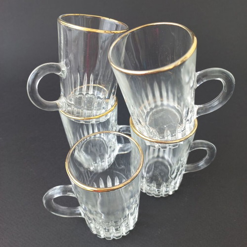 Set of 5 vintage shot glasses like new, glass with gold detail